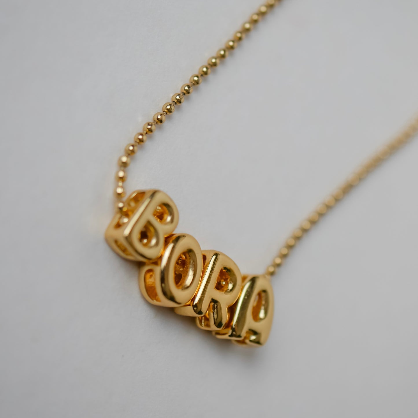 Boldly Personalized Chain- Name | Nombre